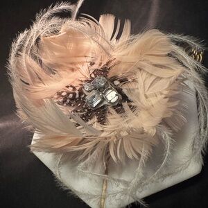 Chic Beige Feather Brooch with Rhinestones
